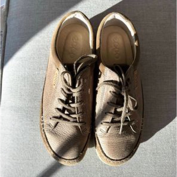 Ecco Taupe Comfortable Sneakers, Women's Size 6 - Picture 2 of 5